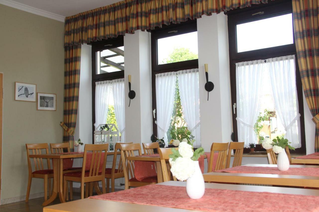 Pension-Saxler Neichen Exterior foto